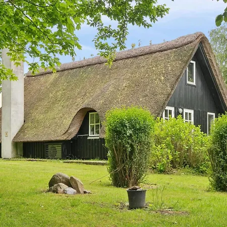 Svenne - 1-4km From The Sea By Interhome Tranekær